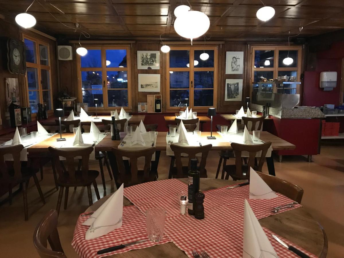 Hotel Restaurant Pizzeria Rotes Haus Münsterlingen 외부 사진