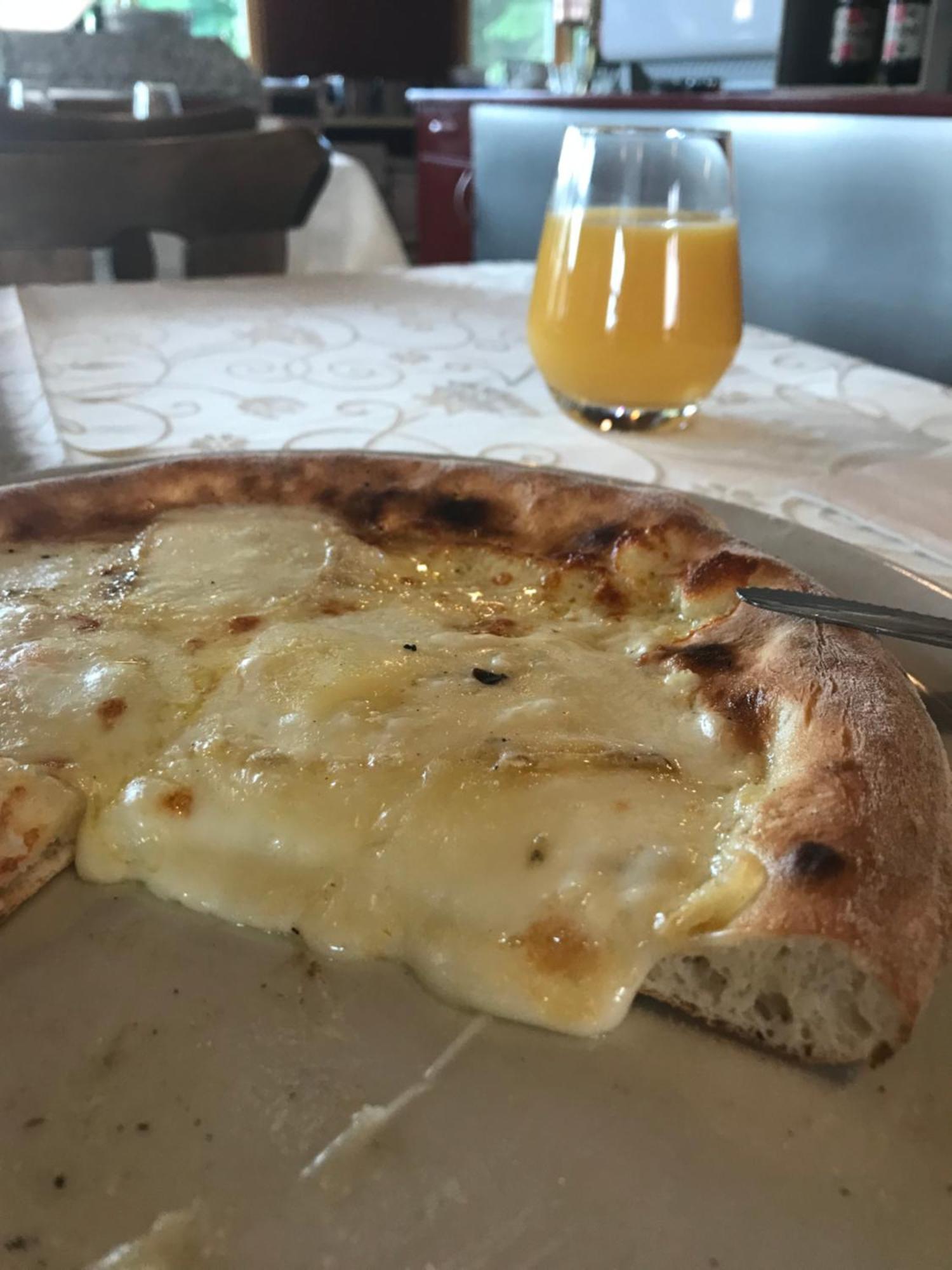 Hotel Restaurant Pizzeria Rotes Haus Münsterlingen 외부 사진